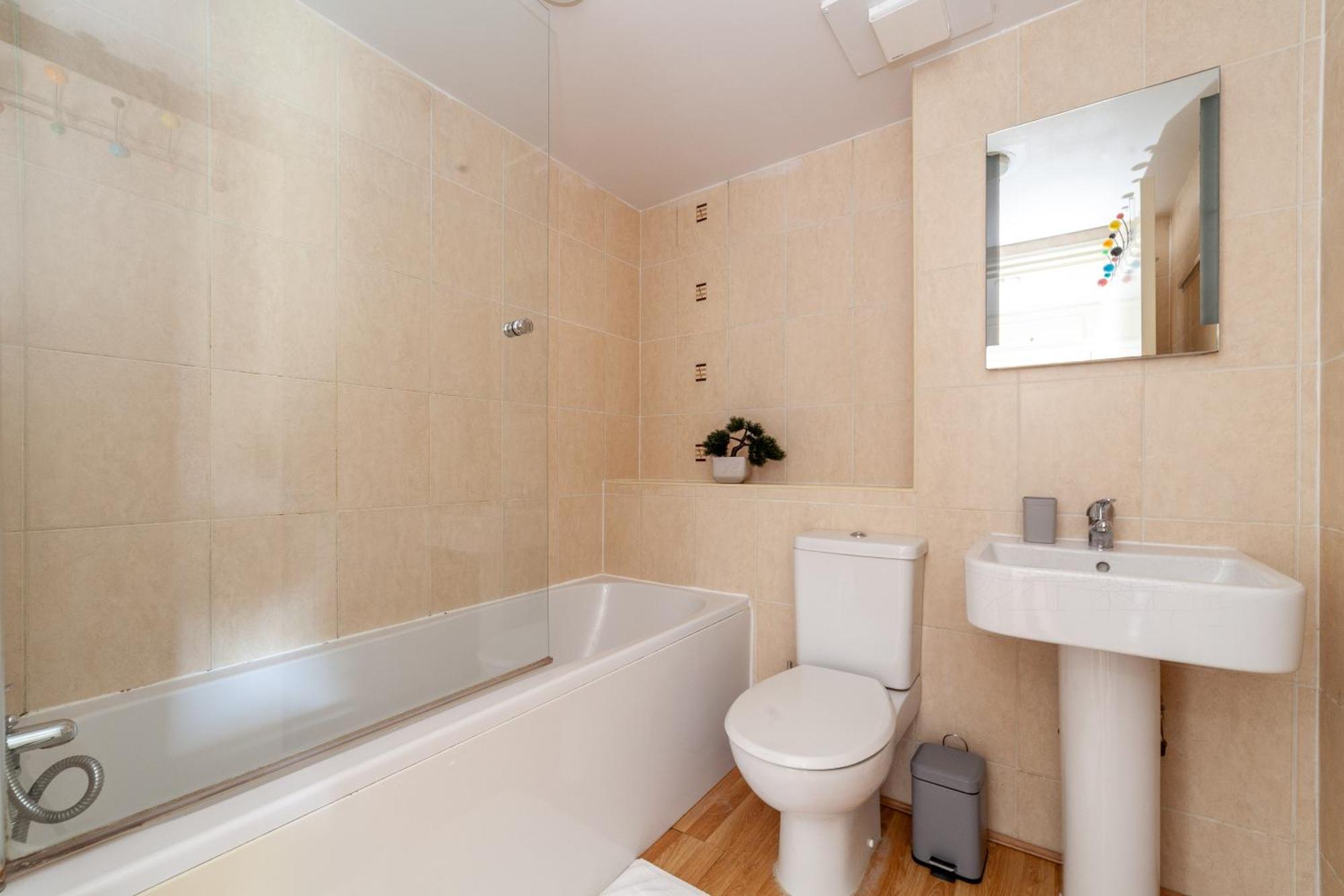 The St Khatarine'S Flat London Exterior photo